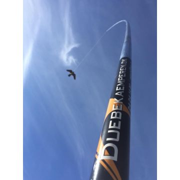 Kyyvkhynen Hawk 10 metriä kaukoputkisarja. Lennä 18 metriä ilmamassaa.  